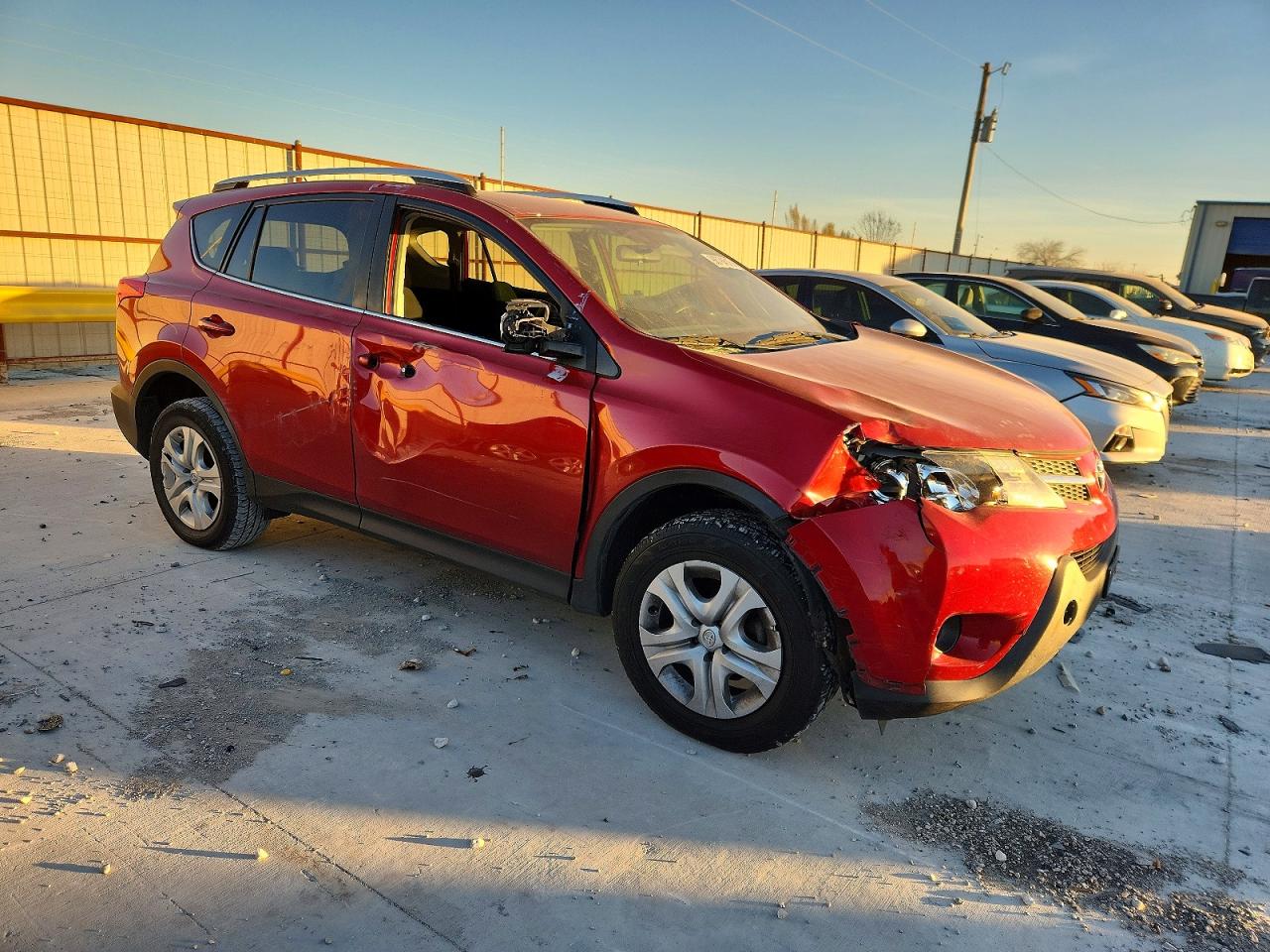 2015 TOYOTA RAV4 LE photo 4