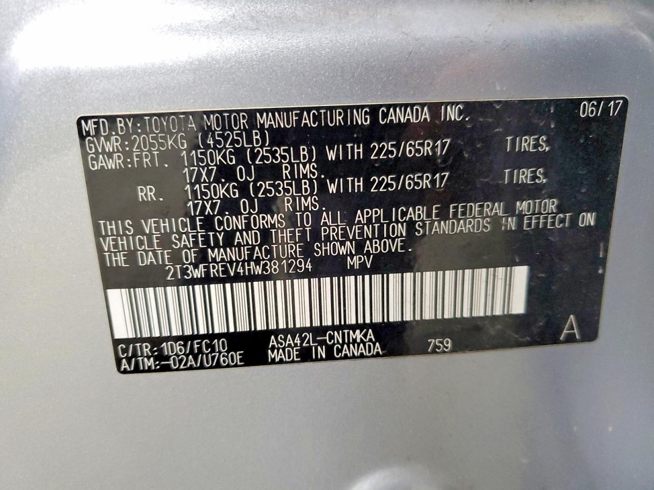 2017 TOYOTA RAV4 XLE photo 13