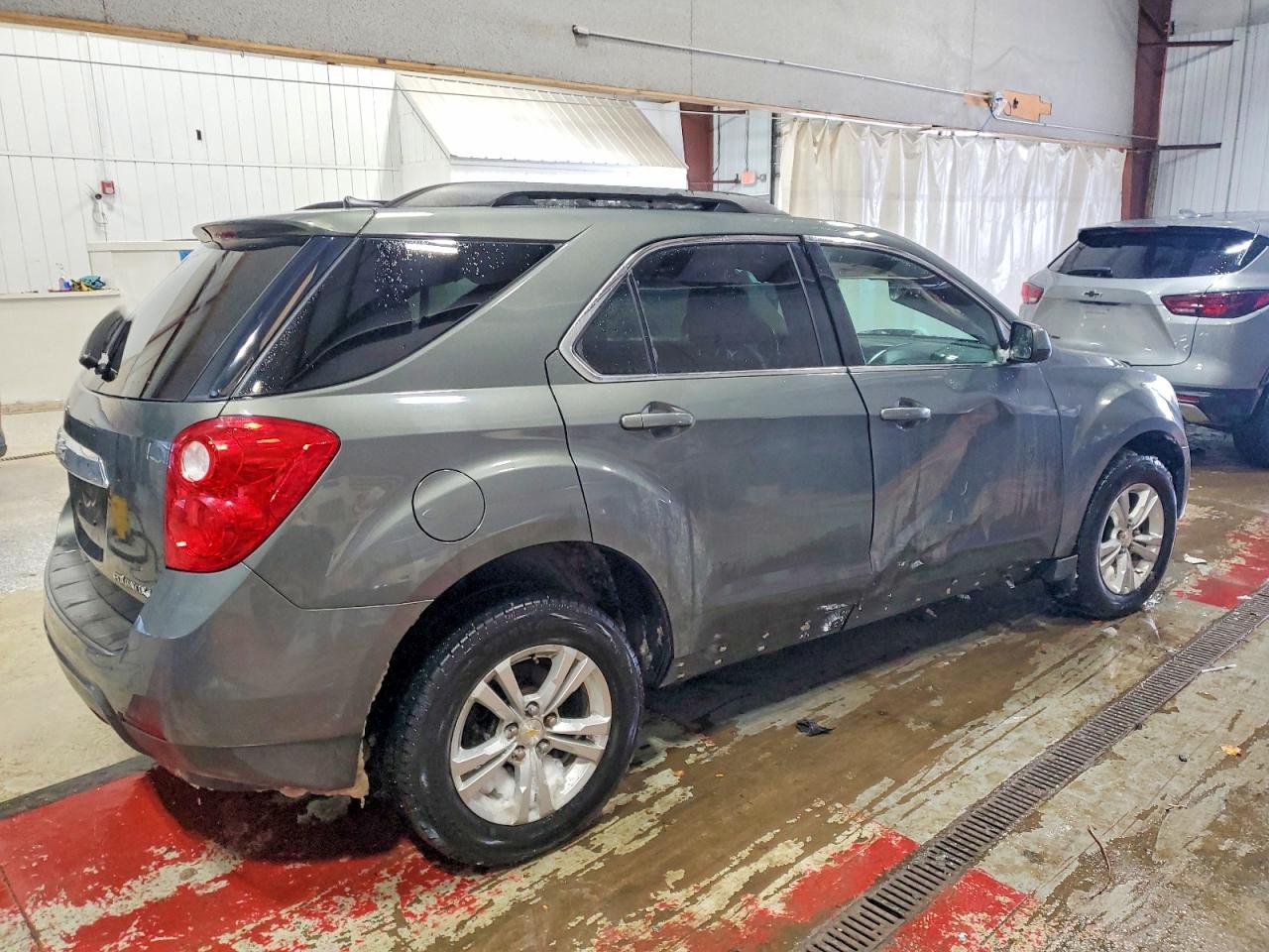 2013 CHEVROLET EQUINOX LT photo 3