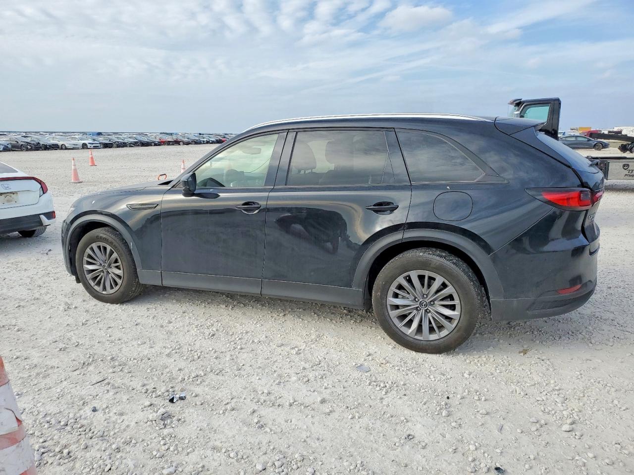 2024 MAZDA CX-90 PREFERRED PLUS photo 2