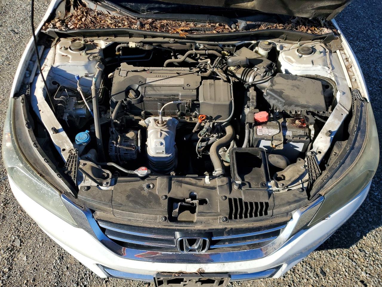 2015 HONDA ACCORD LX photo 11