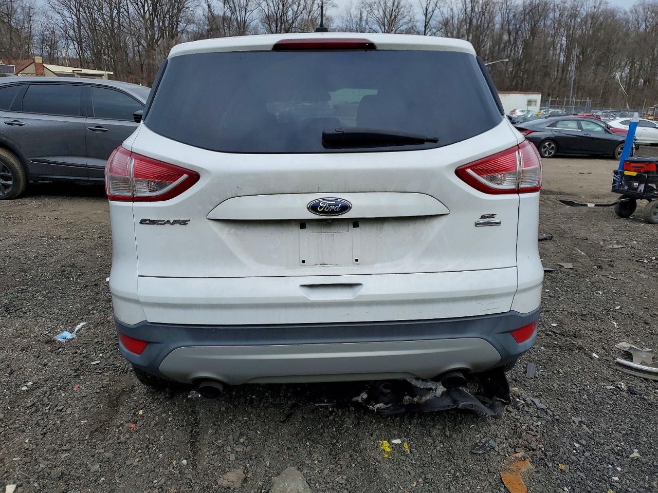 2015 FORD ESCAPE SE photo 6