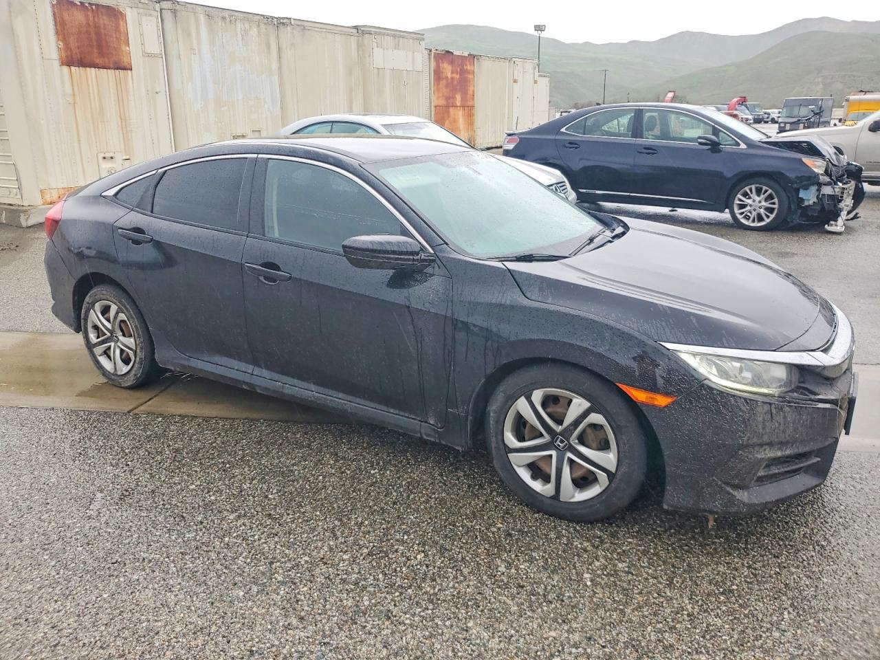 2016 HONDA CIVIC LX photo 4