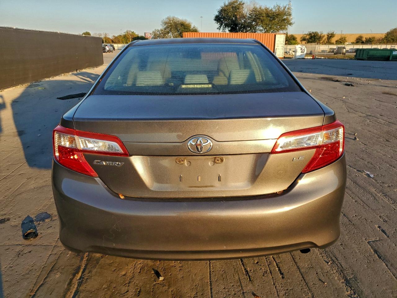2012 TOYOTA CAMRY BASE photo 6