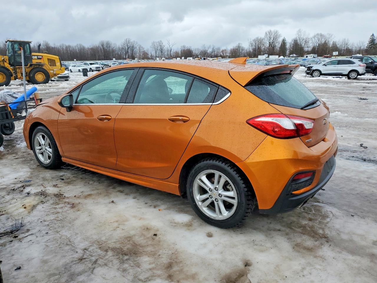 2017 CHEVROLET CRUZE LT photo 2