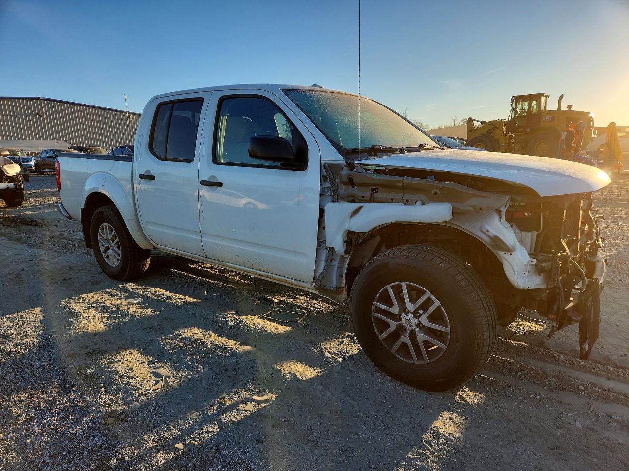 2017 NISSAN FRONTIER S photo 4