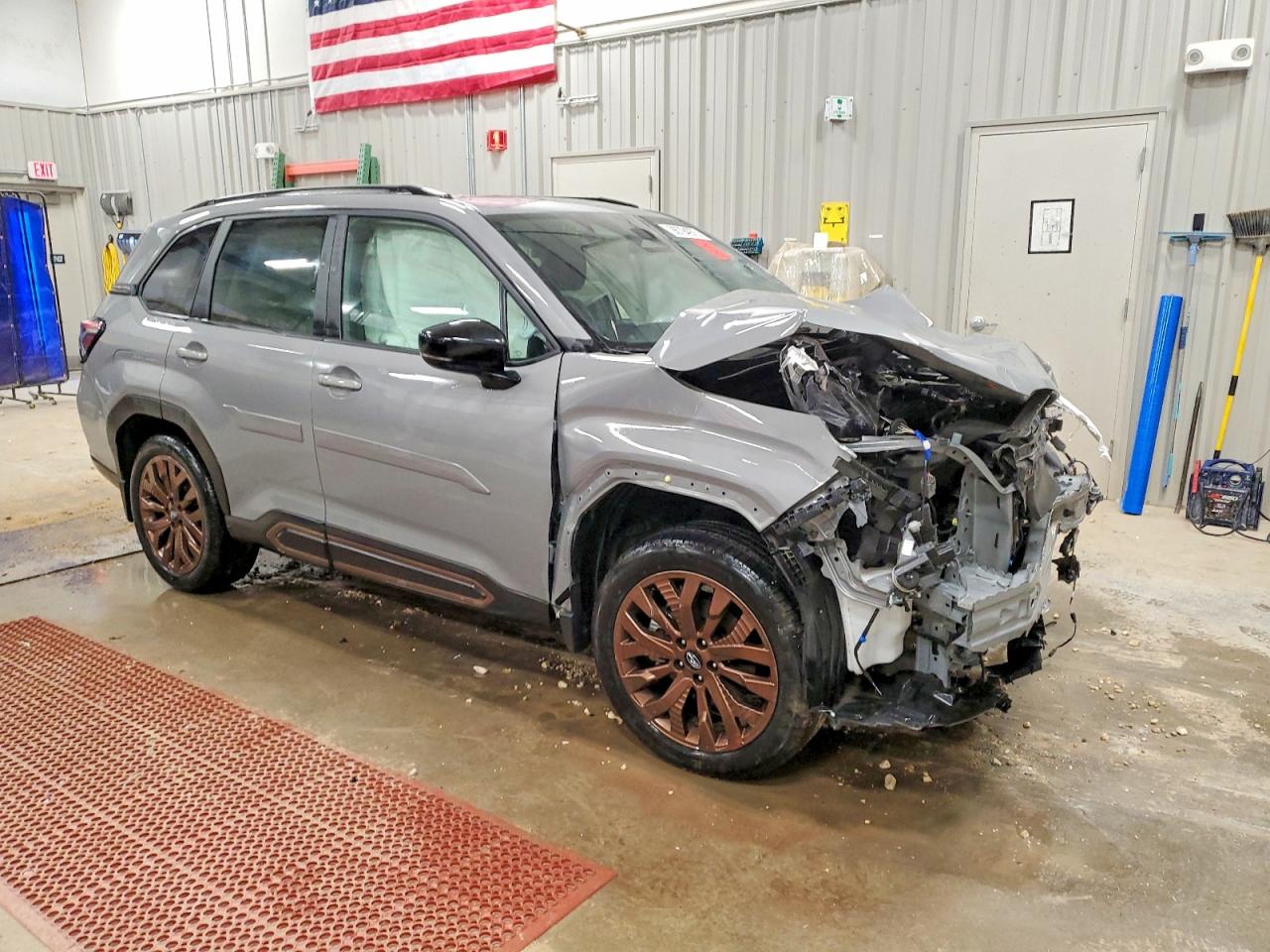 2025 SUBARU FORESTER SPORT photo 4