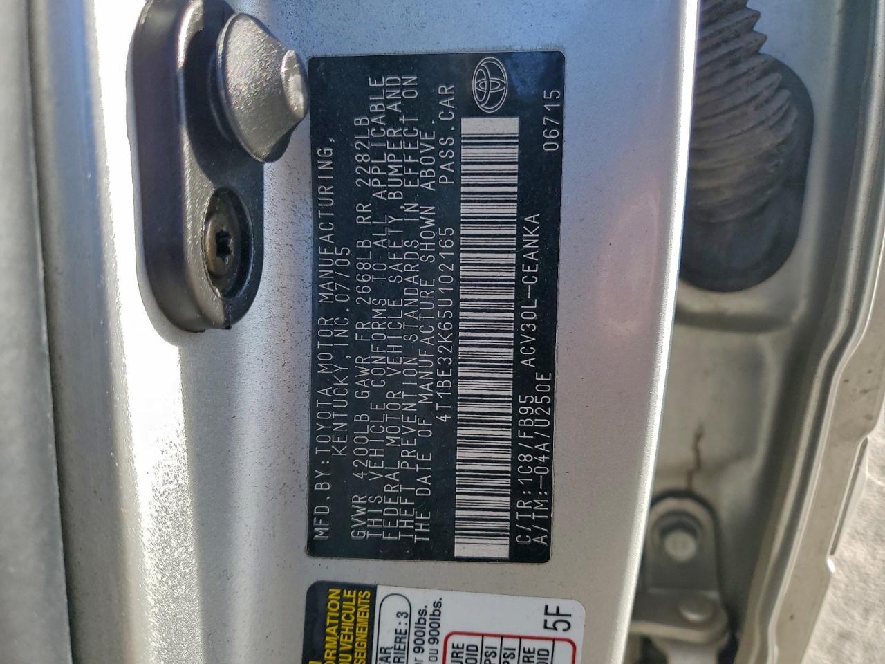 2005 TOYOTA CAMRY LE photo 12