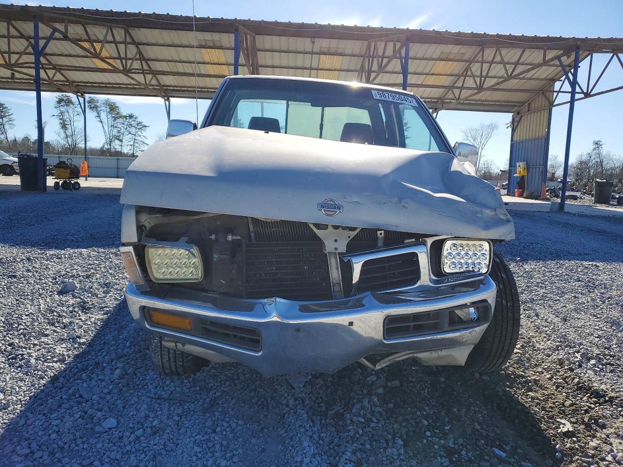 1996 NISSAN TRUCK KING CAB SE photo 5