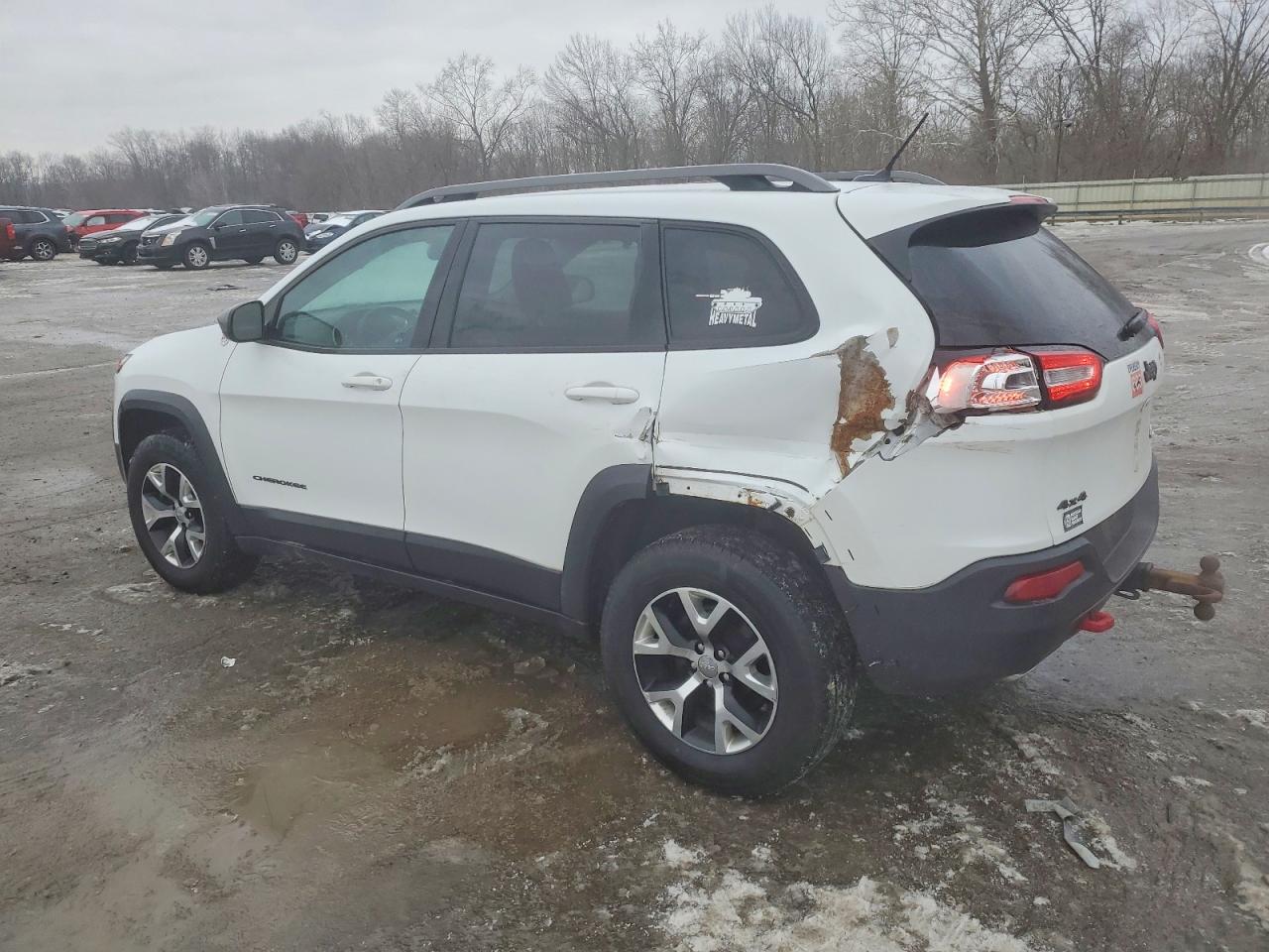 2015 JEEP CHEROKEE TRAILHAWK photo 2