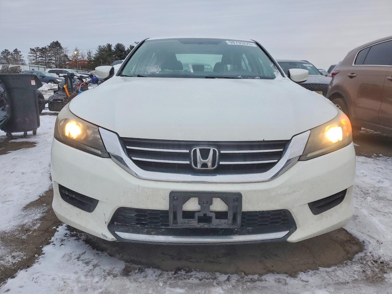2015 HONDA ACCORD LX photo 5