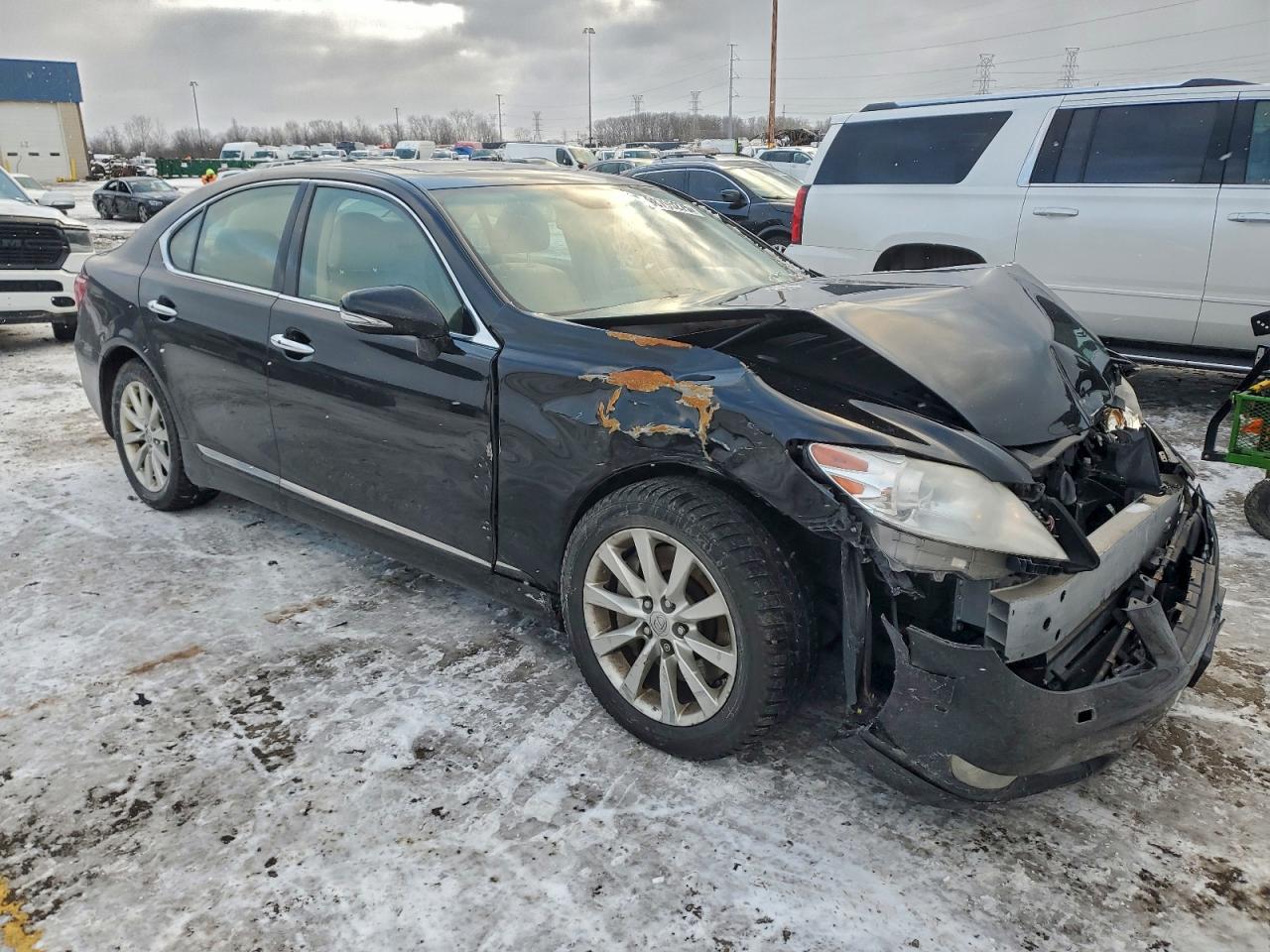 2012 LEXUS LS 460 photo 4