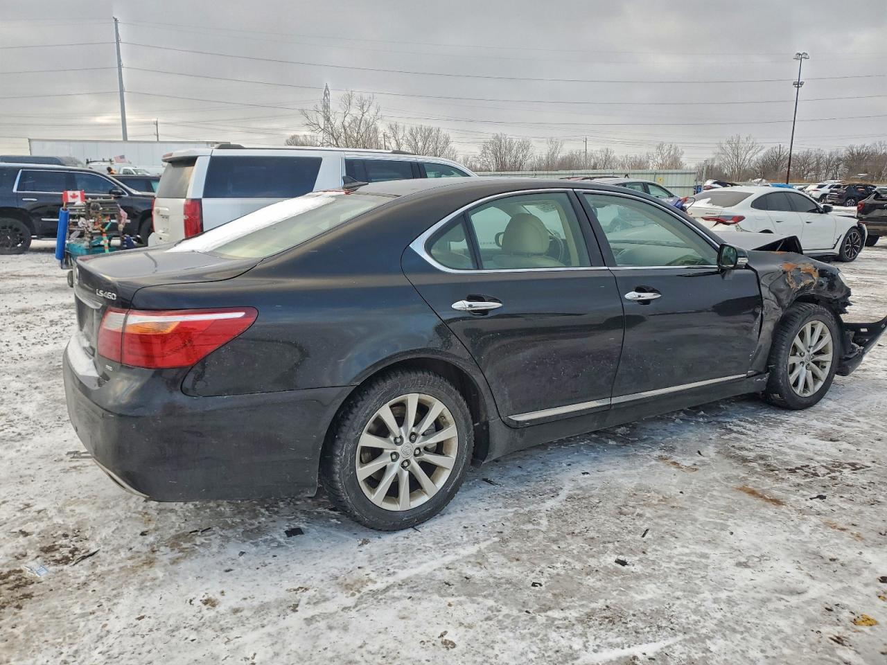 2012 LEXUS LS 460 photo 3