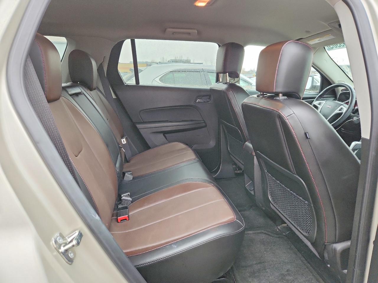 2015 GMC TERRAIN SLT photo 11