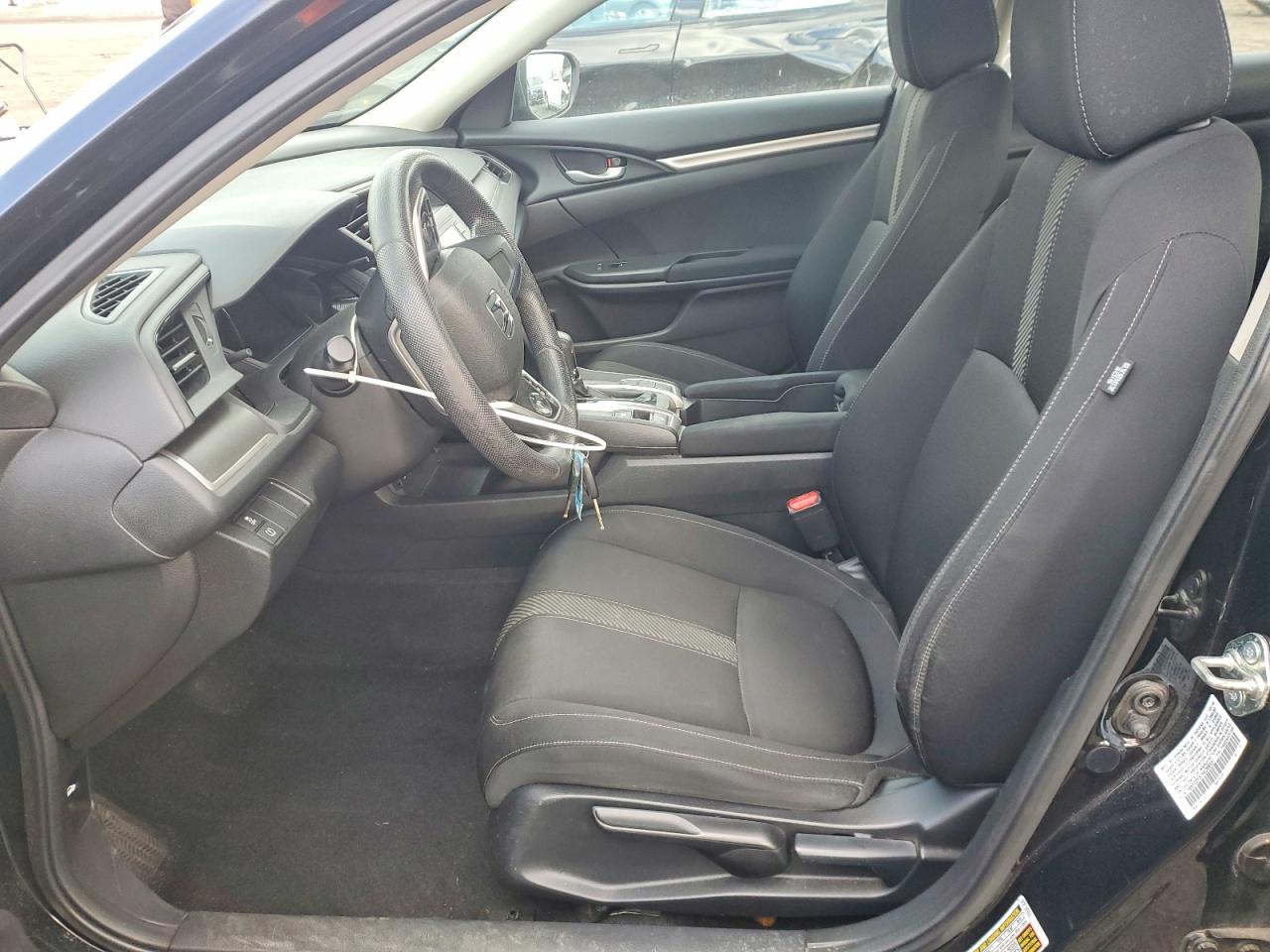 2017 HONDA CIVIC LX photo 7