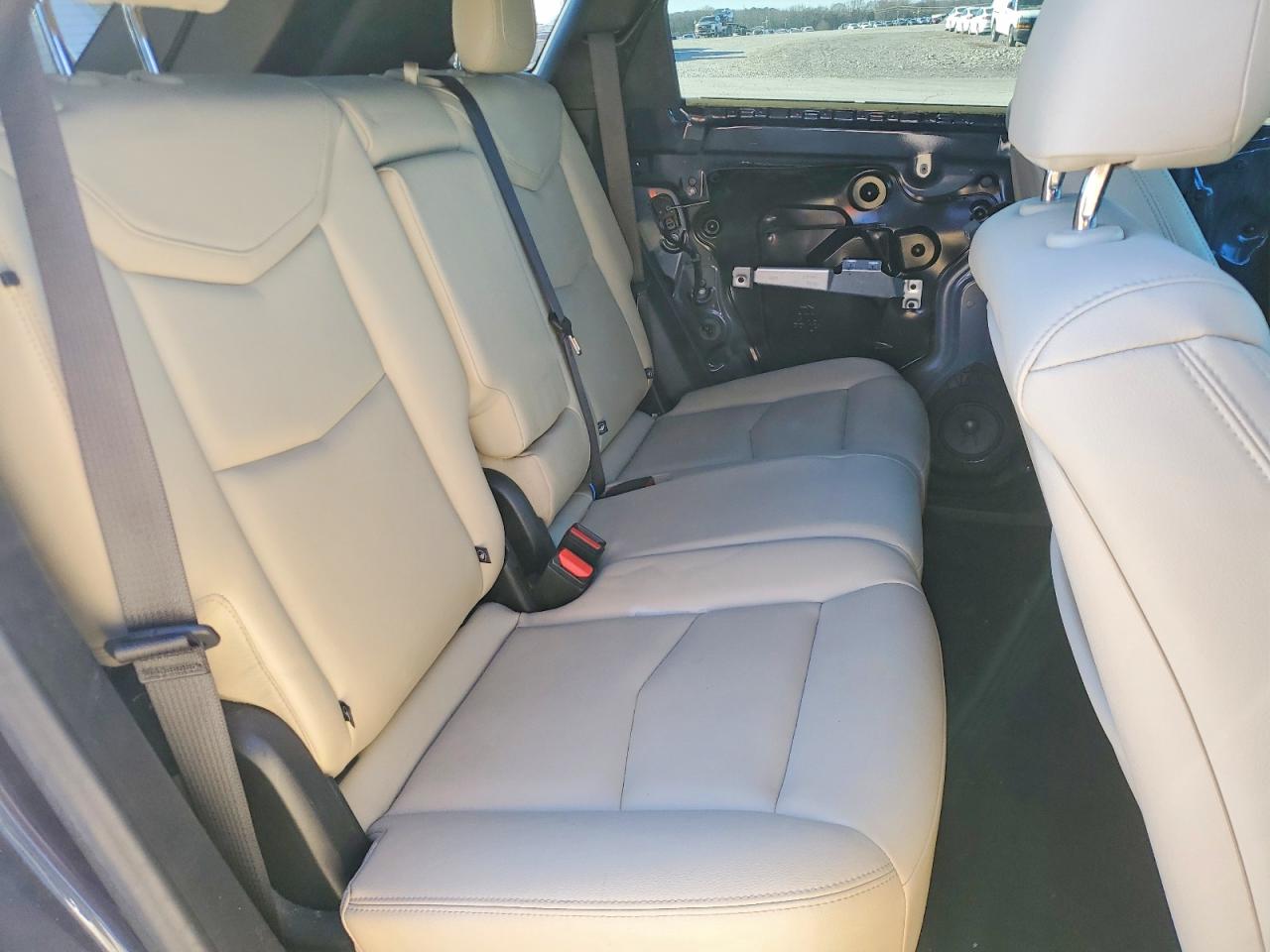 2018 CADILLAC XT5 photo 31