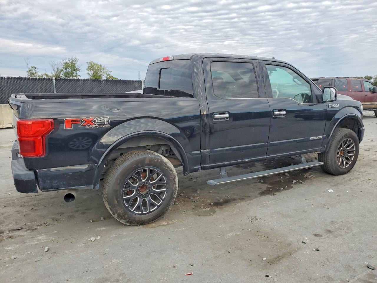 2018 FORD F150 SUPERCREW photo 3