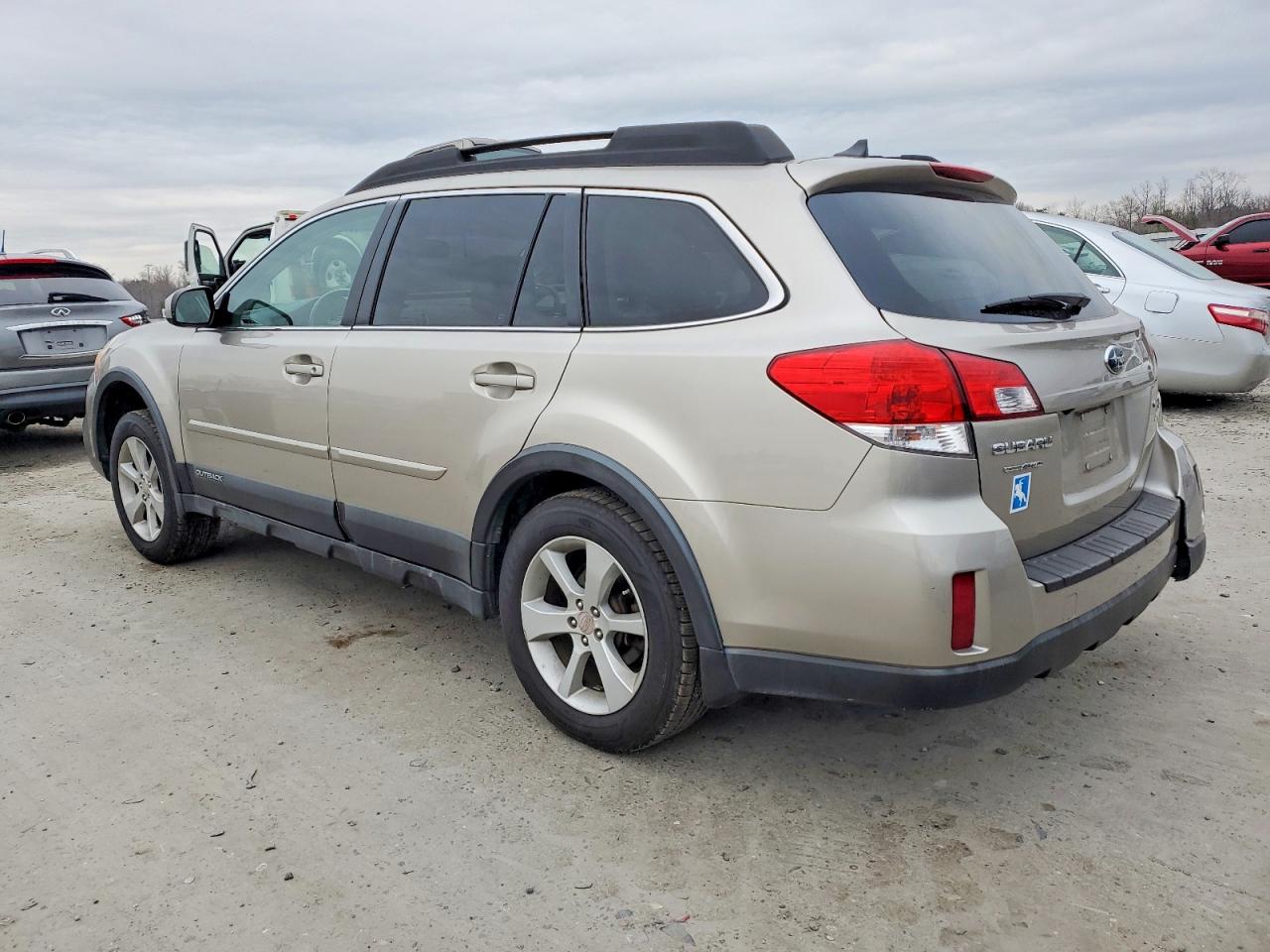 2014 SUBARU OUTBACK 2.5I PREMIUM photo 2