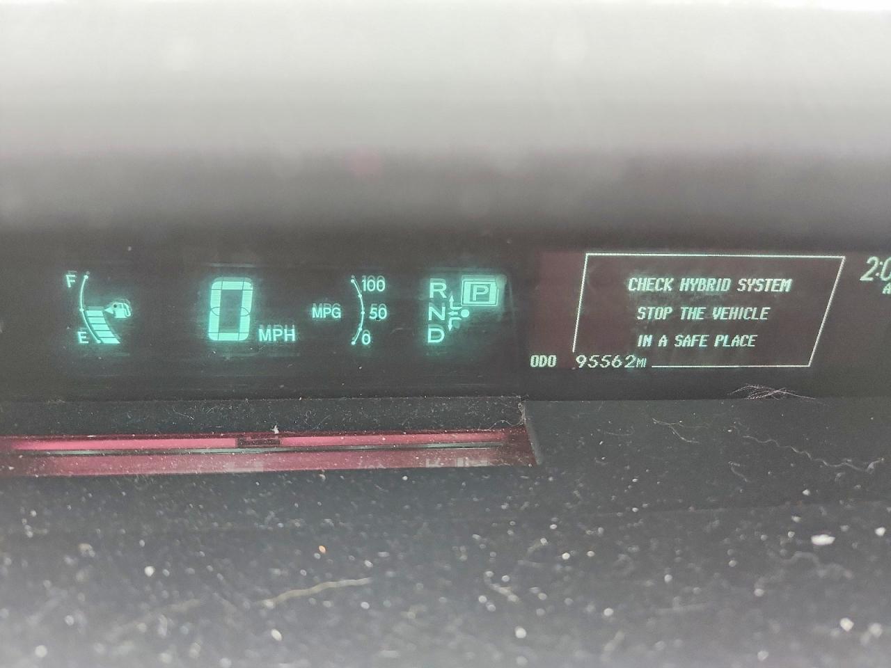 2014 TOYOTA PRIUS photo 9