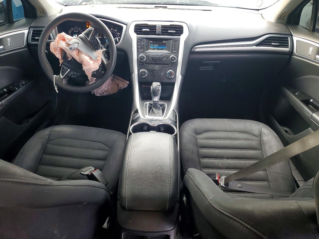 2015 FORD FUSION SE photo 8