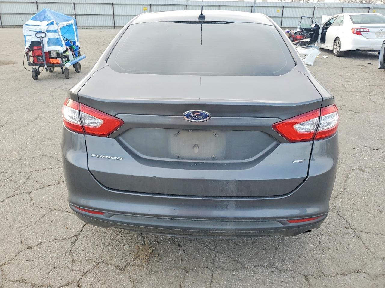 2015 FORD FUSION SE photo 6
