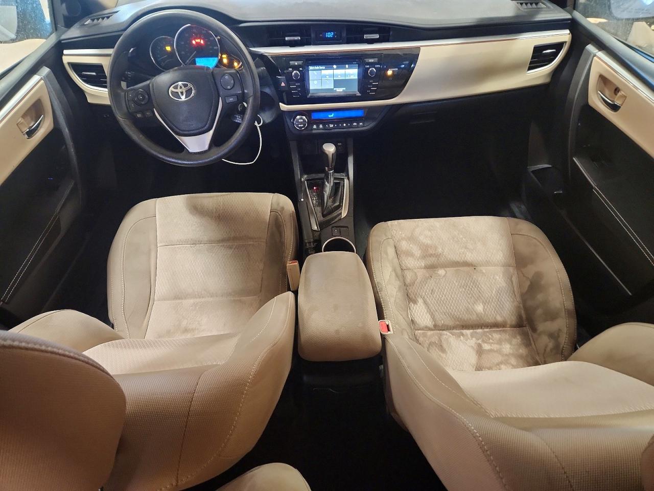 2015 TOYOTA COROLLA L photo 8