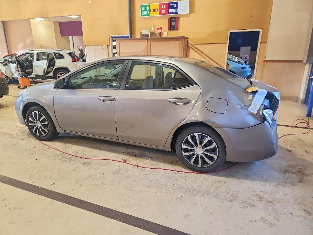 2015 TOYOTA COROLLA L photo 2