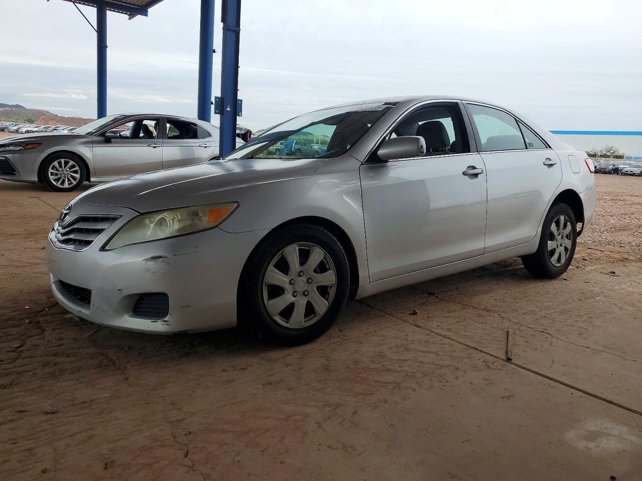 2011 TOYOTA CAMRY