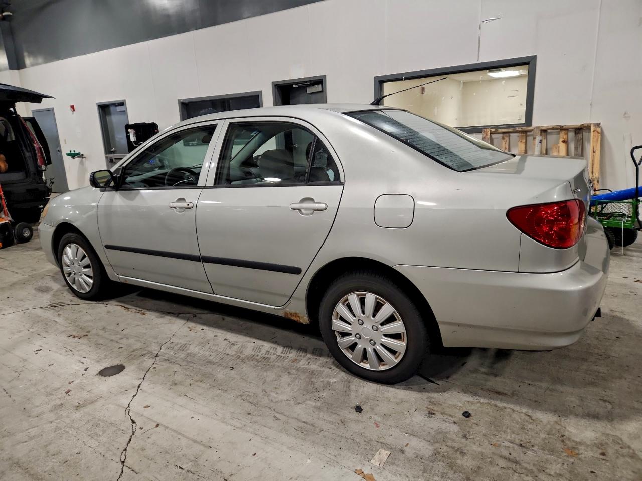 2003 TOYOTA COROLLA CE photo 2