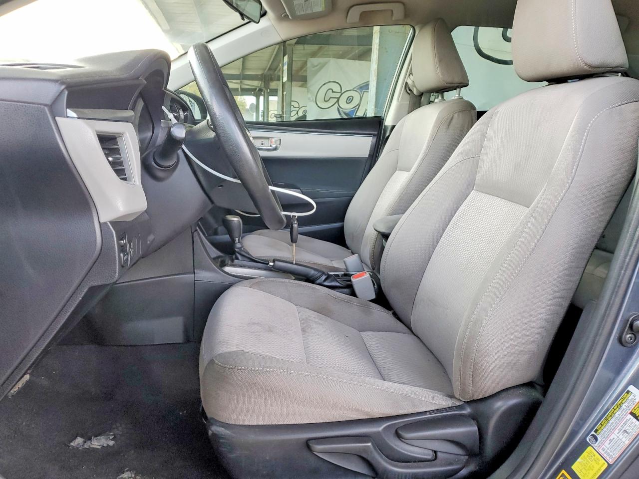 2015 TOYOTA COROLLA L photo 7