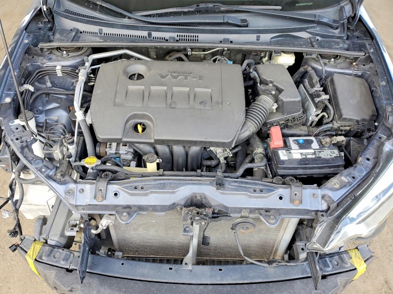 2015 TOYOTA COROLLA L photo 11