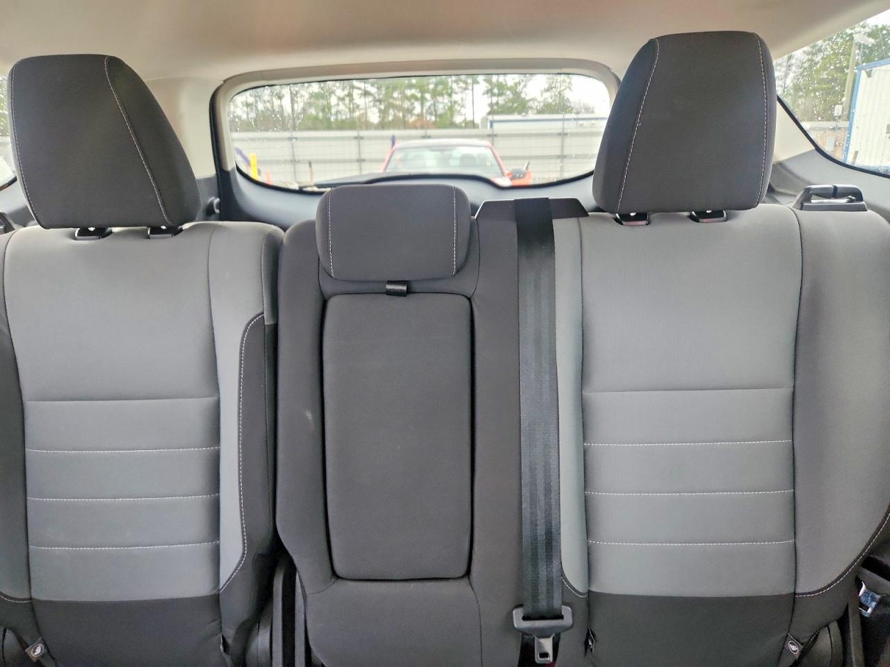 2016 FORD ESCAPE SE photo 10
