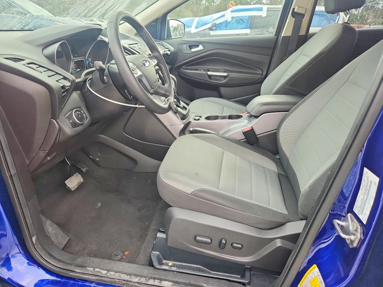 2016 FORD ESCAPE SE photo 7