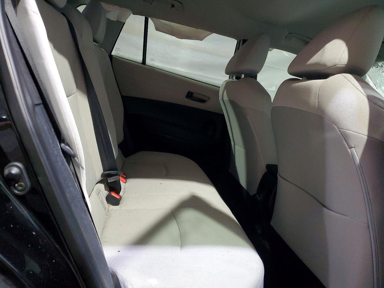 2023 TOYOTA COROLLA CROSS L photo 11