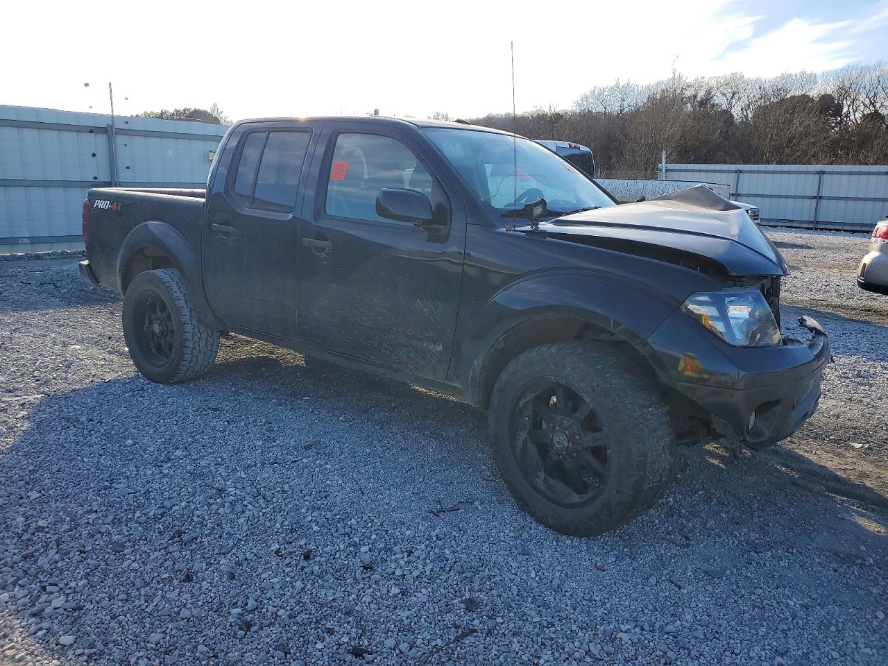 2018 NISSAN FRONTIER PRO-4X photo 4