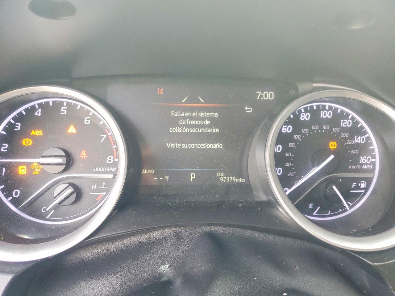 2022 TOYOTA CAMRY LE photo 9