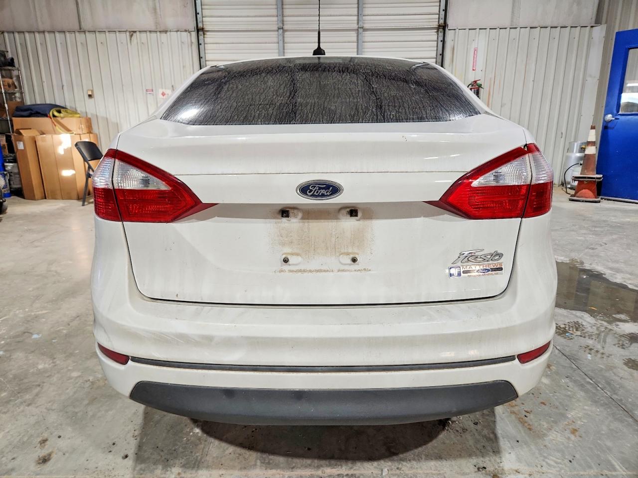 2015 FORD FIESTA S photo 6
