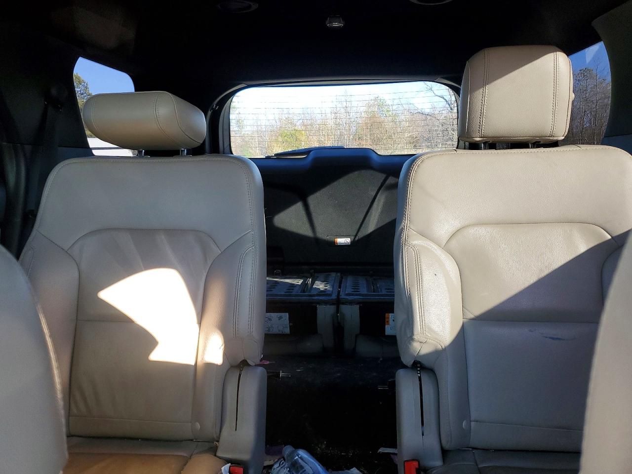 2018 FORD EXPLORER XLT photo 10