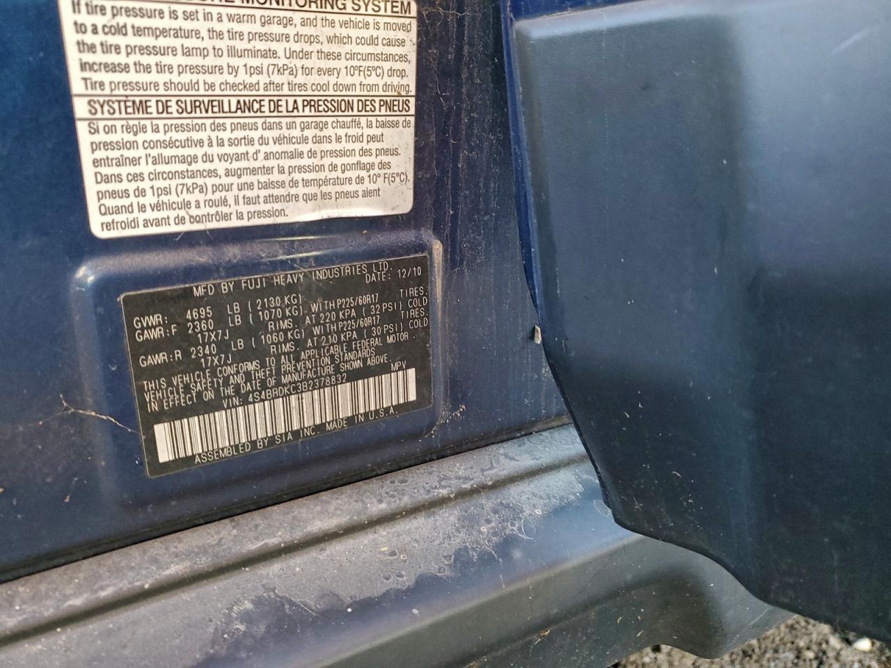 2011 SUBARU OUTBACK 3.6R LIMITED photo 25