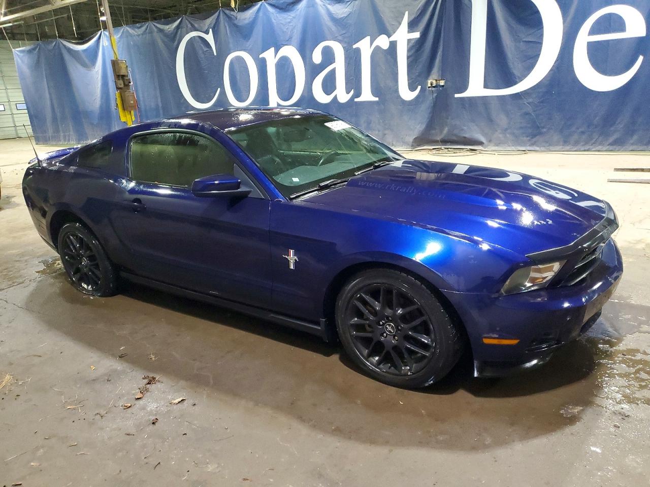 2012 FORD MUSTANG photo 4