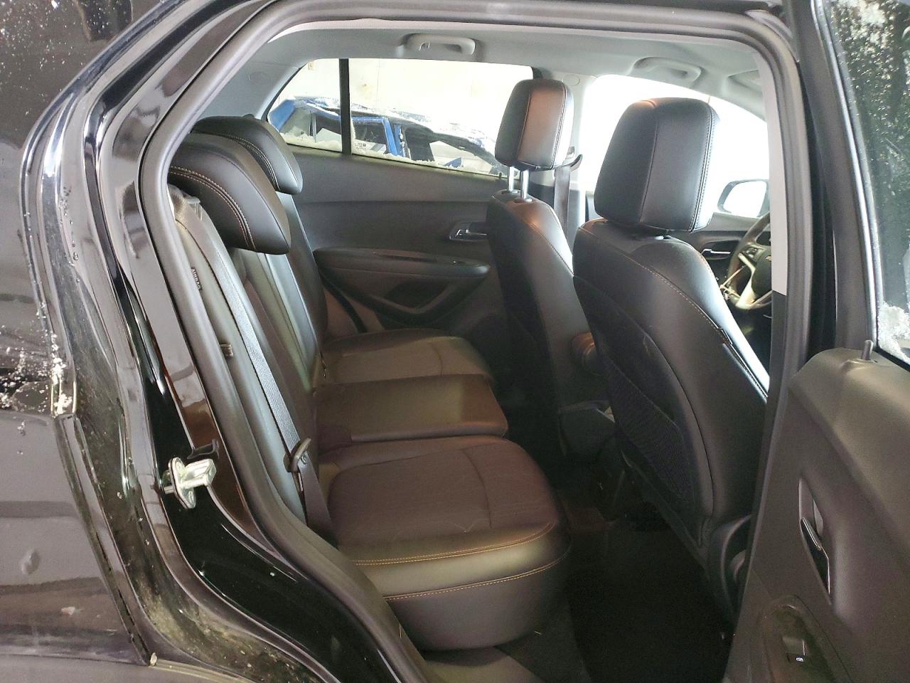 2018 CHEVROLET TRAX 1LT photo 11