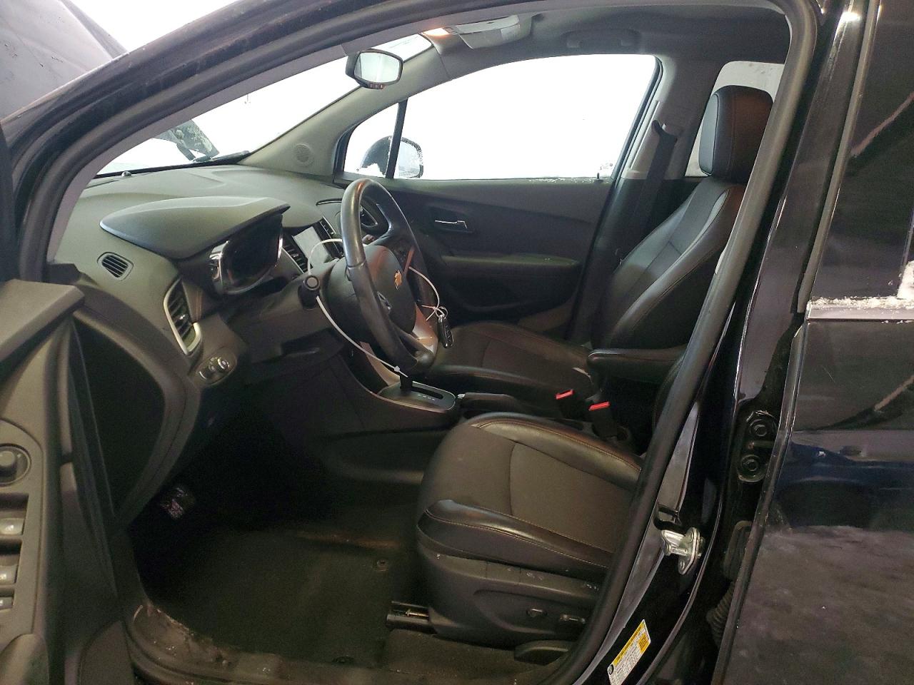 2018 CHEVROLET TRAX 1LT photo 7
