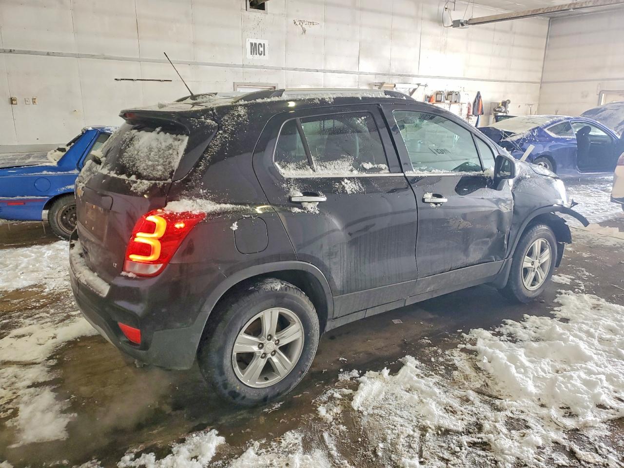 2018 CHEVROLET TRAX 1LT photo 3