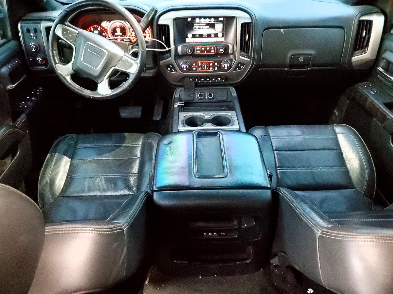 2015 GMC SIERRA K3500 DENALI photo 8