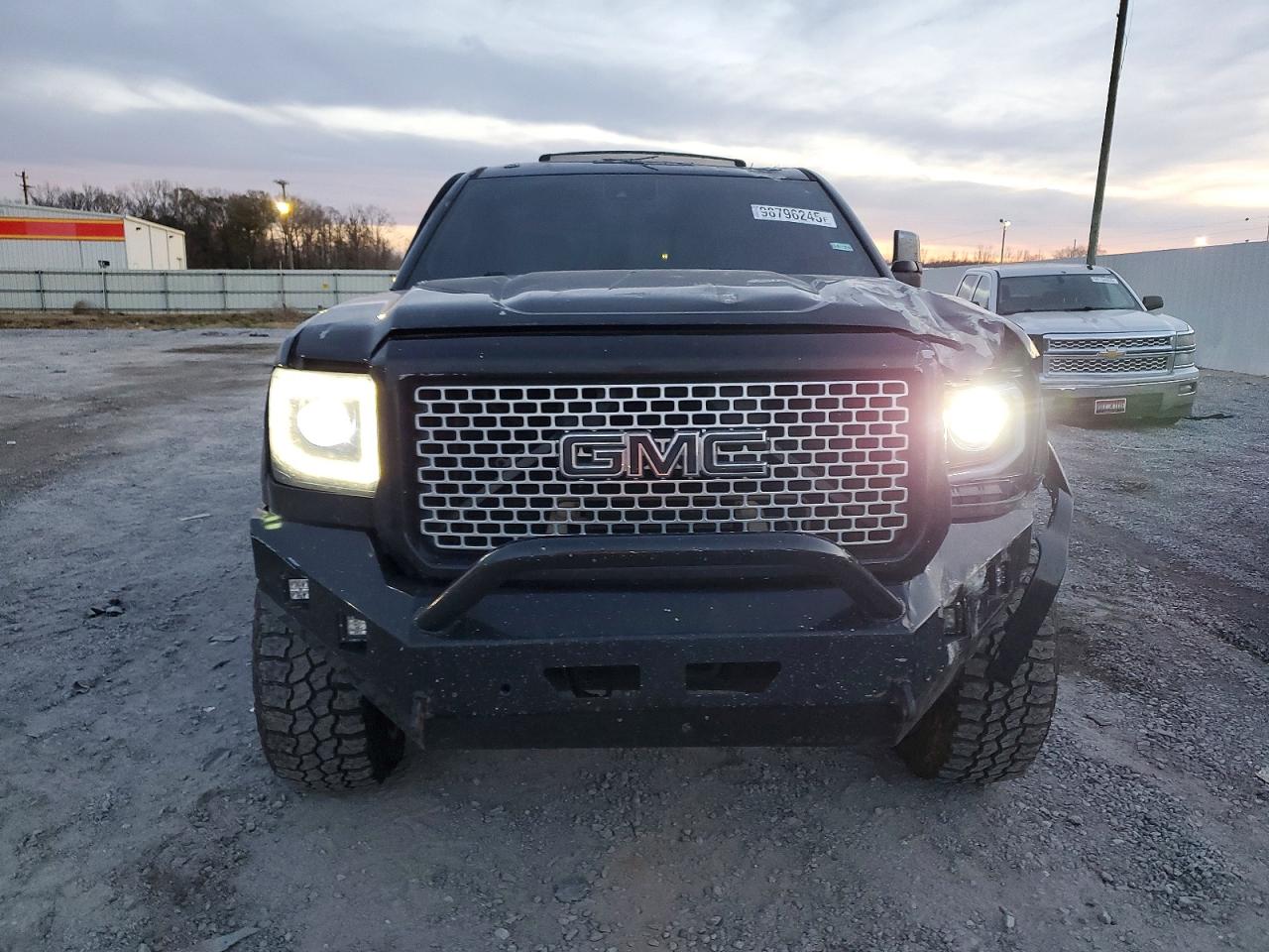 2015 GMC SIERRA K3500 DENALI photo 5