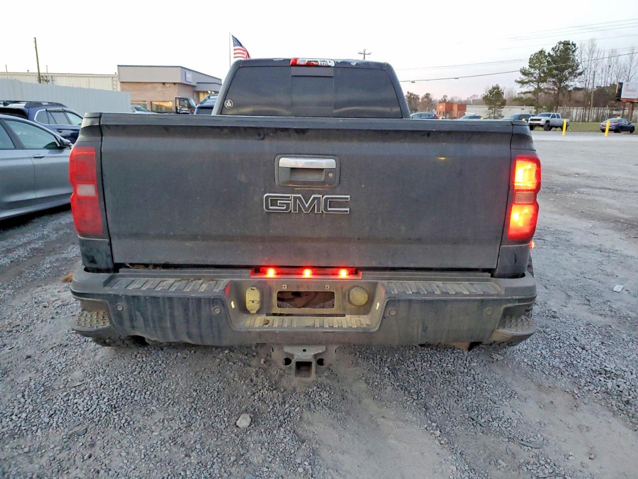 2015 GMC SIERRA K3500 DENALI photo 6