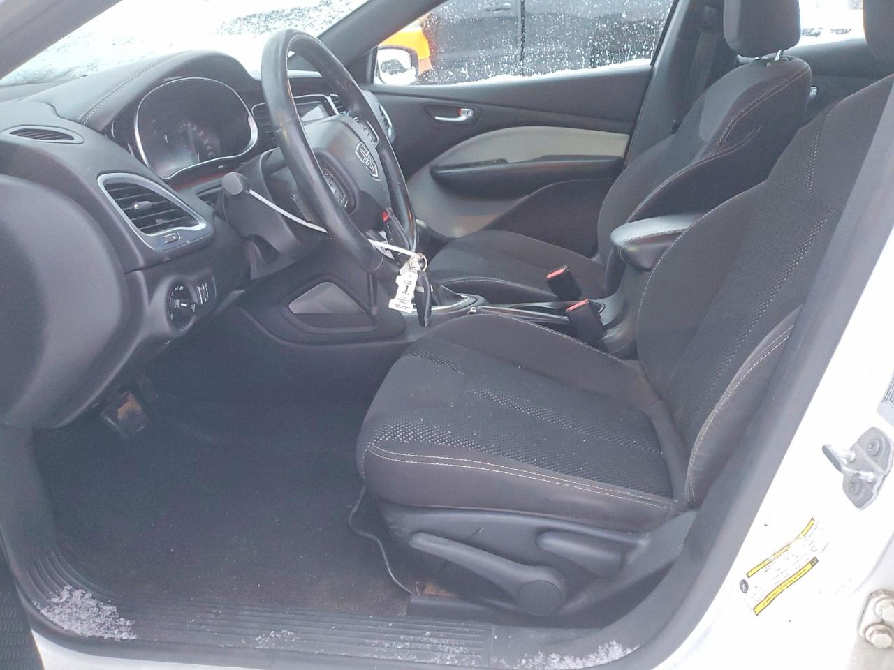 2015 DODGE DART SXT photo 7