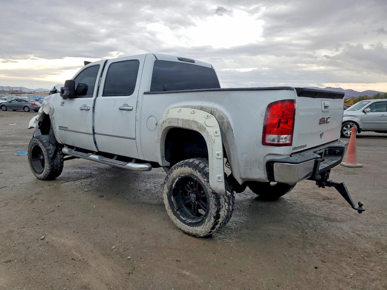 2007 GMC NEW SIERRA C1500 photo 4