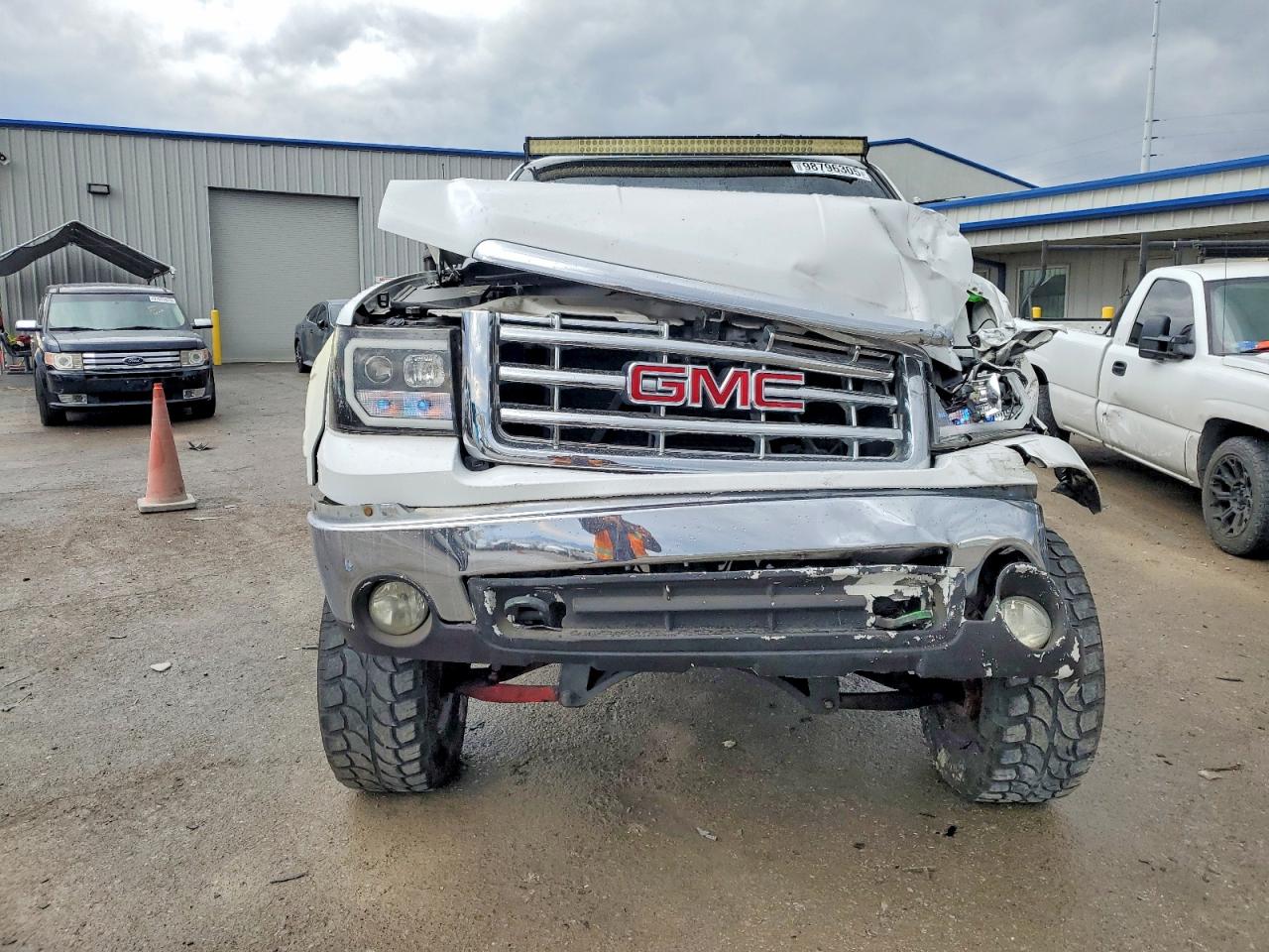 2007 GMC NEW SIERRA C1500 photo 13