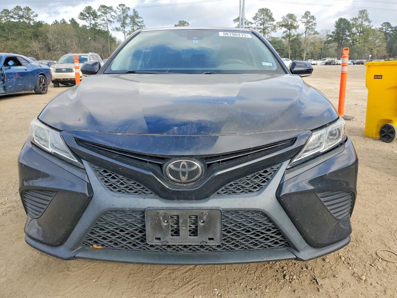 2019 TOYOTA CAMRY L photo 5